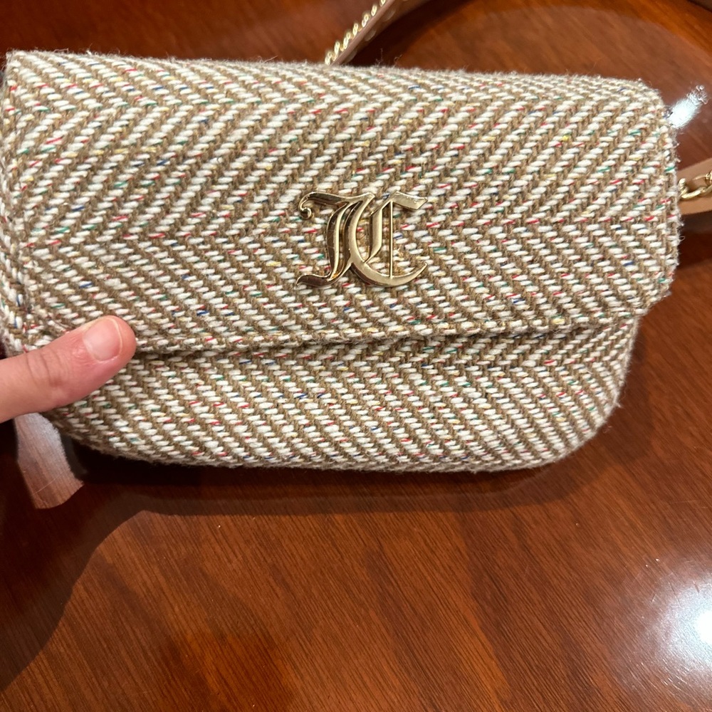 NWOT Juicy Couture waist bag - Picture 3 of 5